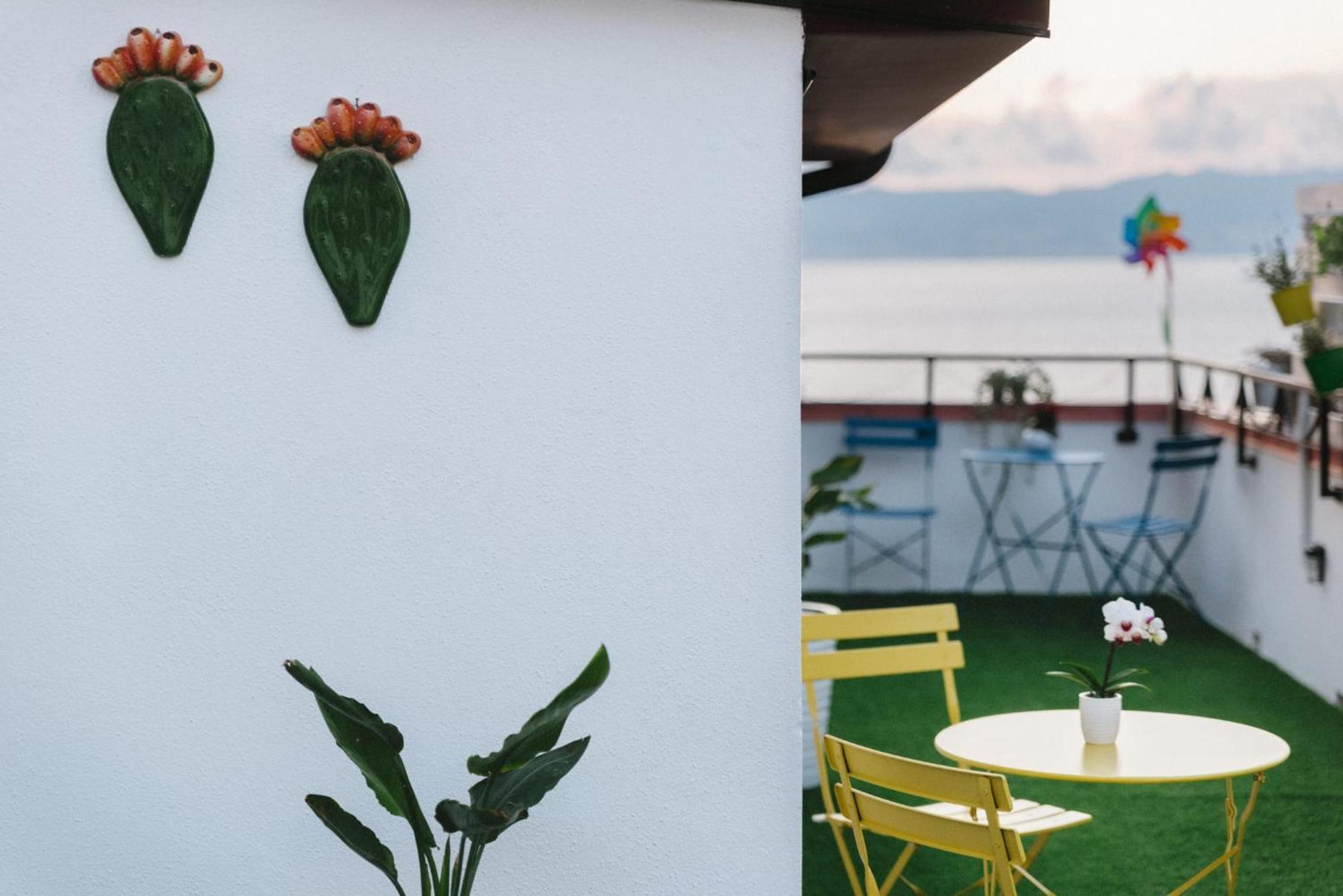 B&B Fuori Squadro - In Centro Con Terrazza Relax Vista Mare 레조디칼라브리아 외부 사진